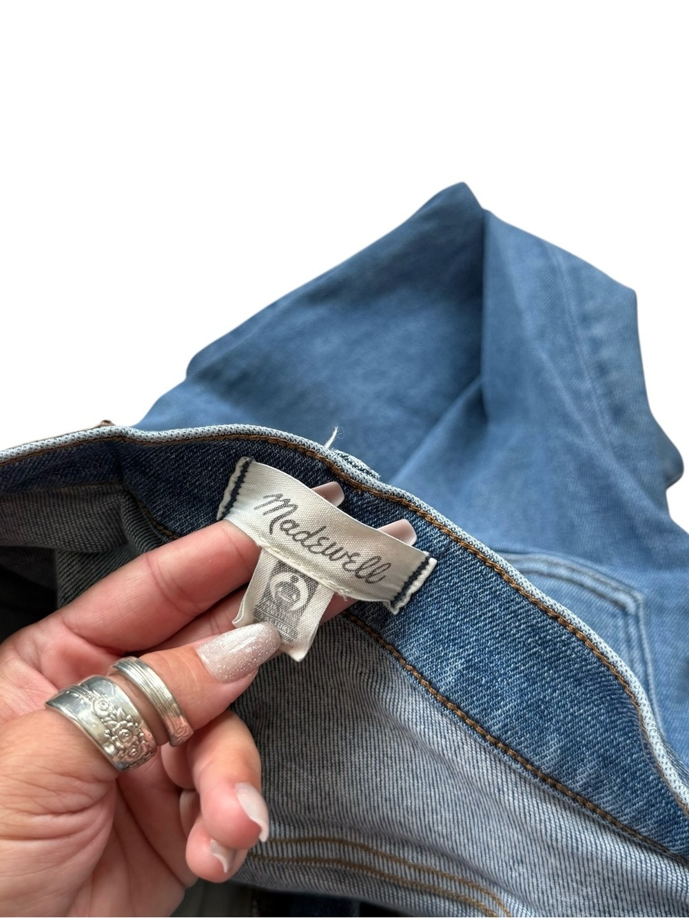 Madewell “The Perfect Vintage Jean” size 27 - Picture 3 of 8